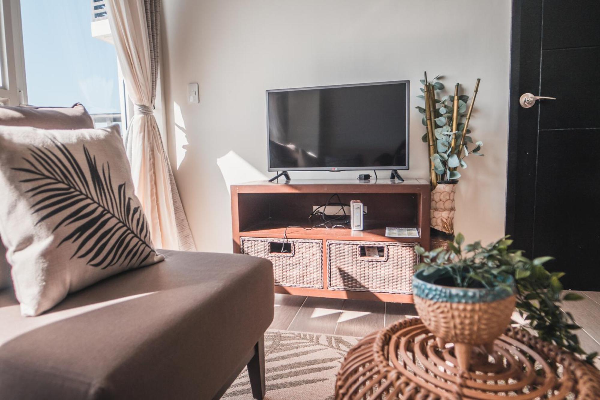 Modern Tropical Luxe Apartment - Boracay Newcoast Yapak Zewnętrze zdjęcie